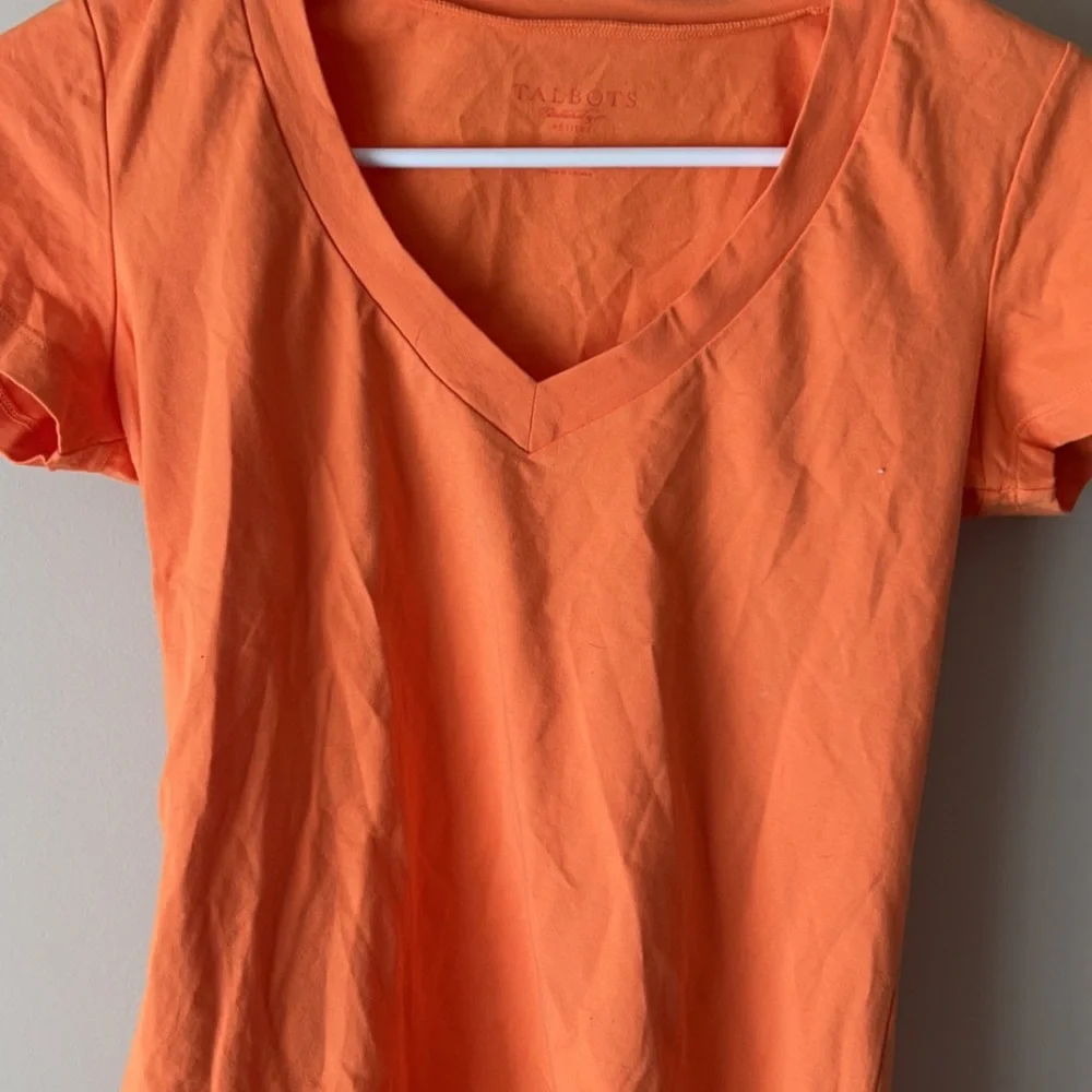 Comfy orange tee - Picture 3 of 3